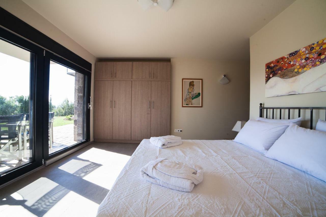 Olivia Estate Villa With Private Swimming Pool Elia Nikitis Extérieur photo
